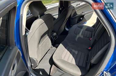 Седан Ford Fusion 2018 в 