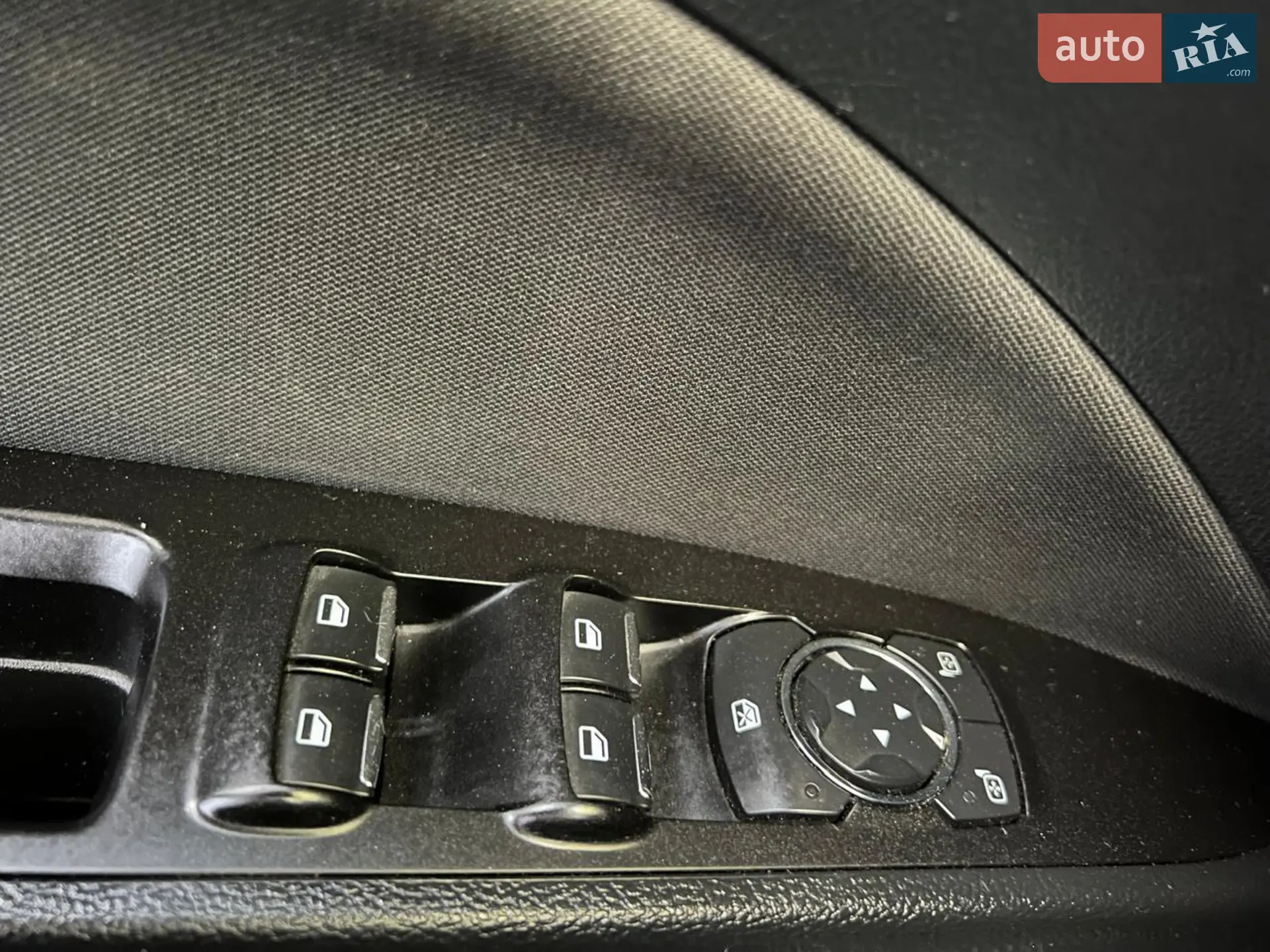 2017 Ford Fusion - мініатюра 25