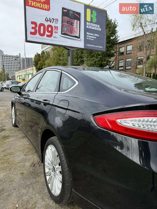 Седан Ford Fusion 2014 в Киеве