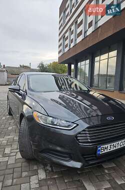Седан Ford Fusion 2015 в 