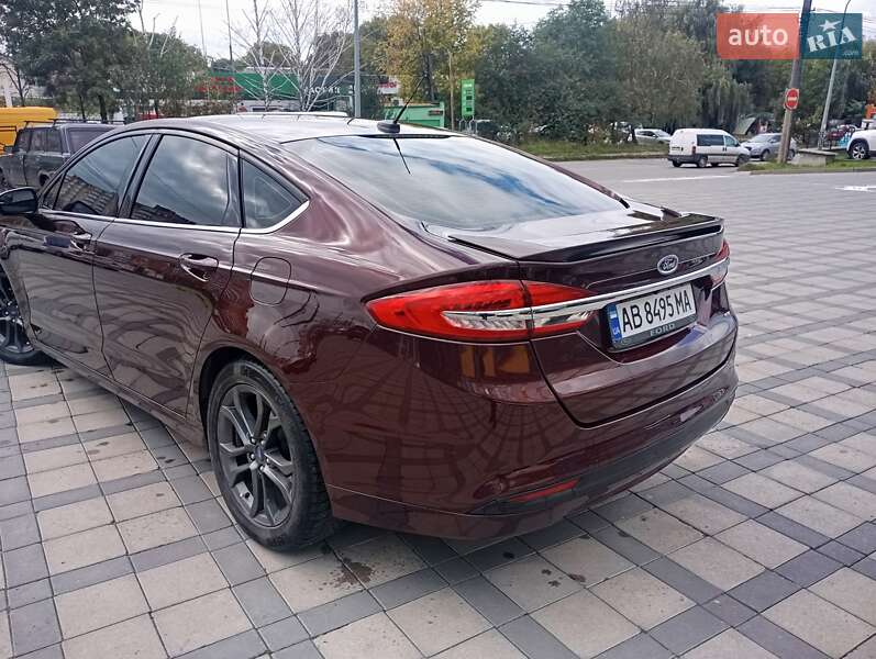 Седан Ford Fusion 2018 в Виннице