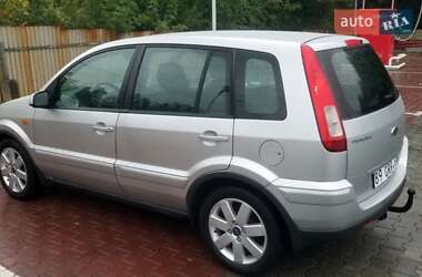 Хэтчбек Ford Fusion 2006 в 