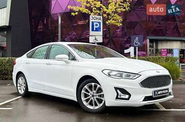 Ford Fusion 2019