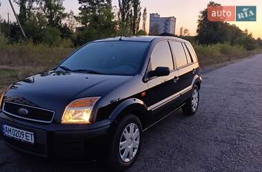 Хетчбек Ford Fusion 2005 в  фото 3 Хетчбек Ford Fusion 2005 в
