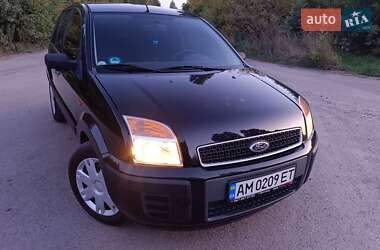 Хетчбек Ford Fusion 2005 в  фото 8 Хетчбек Ford Fusion 2005 в