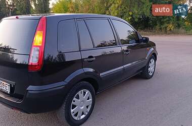 Хетчбек Ford Fusion 2005 в  фото 25 Хетчбек Ford Fusion 2005 в