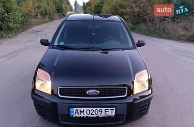 Хетчбек Ford Fusion 2005 в  фото 26 Хетчбек Ford Fusion 2005 в