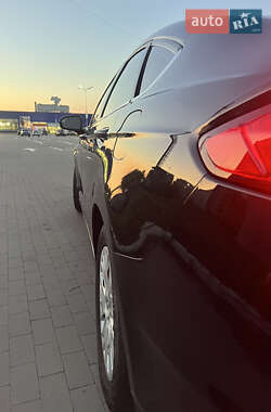 Седан Ford Fusion 2013 в 
