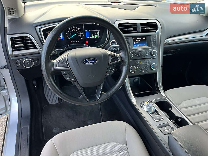 Седан Ford Fusion 2017 в Киеве