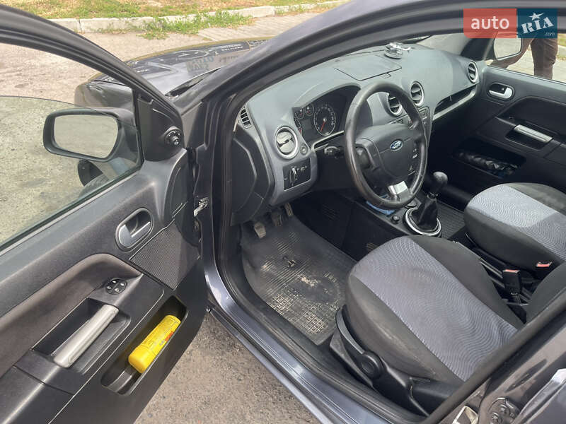 Хетчбек Ford Fusion 2007 в Полтаві