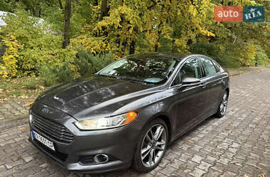 Седан Ford Fusion 2015 в Киеве