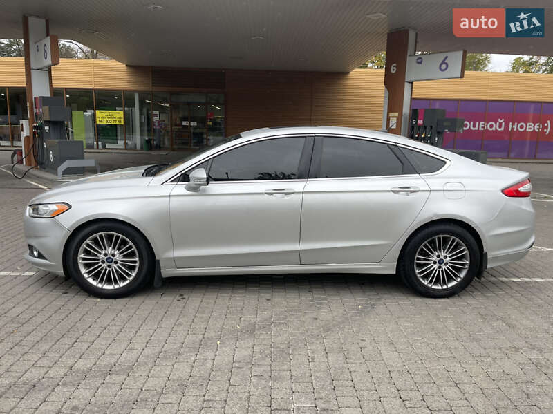 Седан Ford Fusion 2014 в Одесі