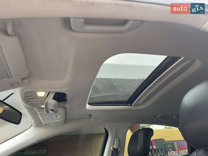 Седан Ford Fusion 2014 в Одесі