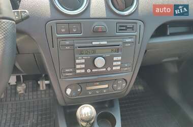 Хетчбек Ford Fusion 2008 в 