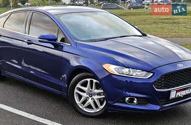 Ford Fusion 2015
