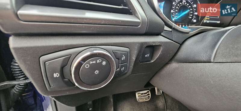 Седан Ford Fusion 2015 в Києві