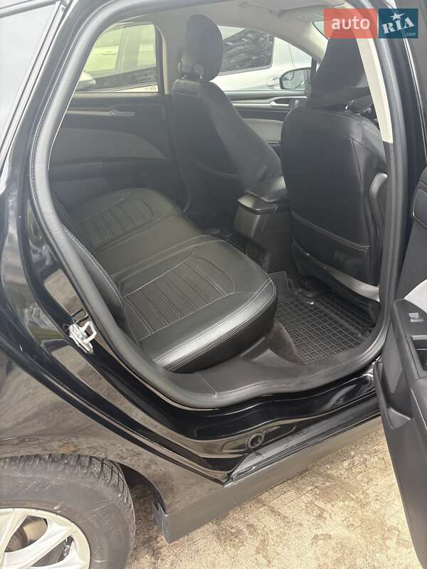 Седан Ford Fusion 2015 в Одессе