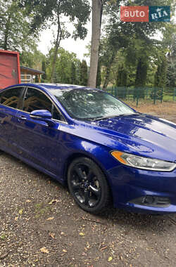 Седан Ford Fusion 2015 в Борщеве
