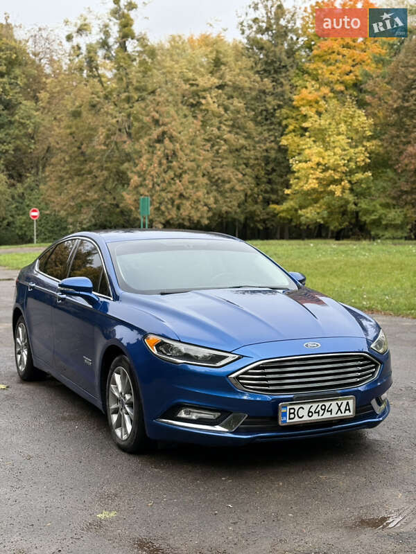 Седан Ford Fusion 2016 в Львові