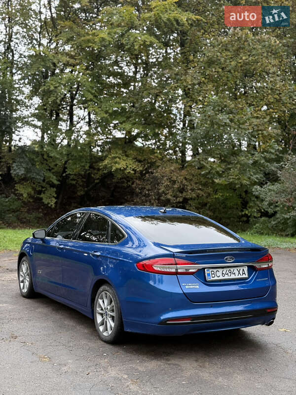 Седан Ford Fusion 2016 в Львові