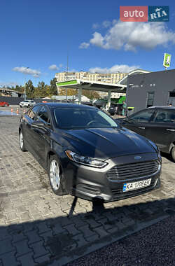 Ford Fusion 2016