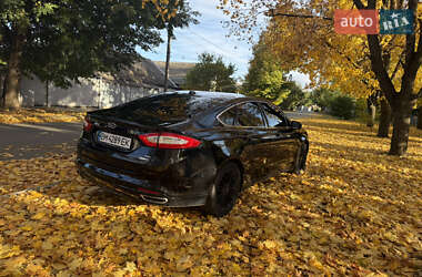 Седан Ford Fusion 2016 в 