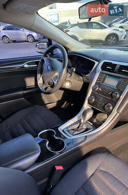 Седан Ford Fusion 2016 в Києві