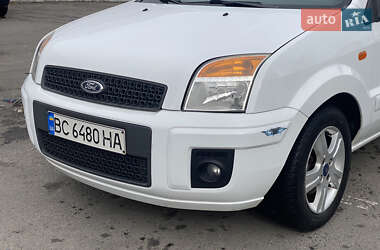 Хетчбек Ford Fusion 2011 в 