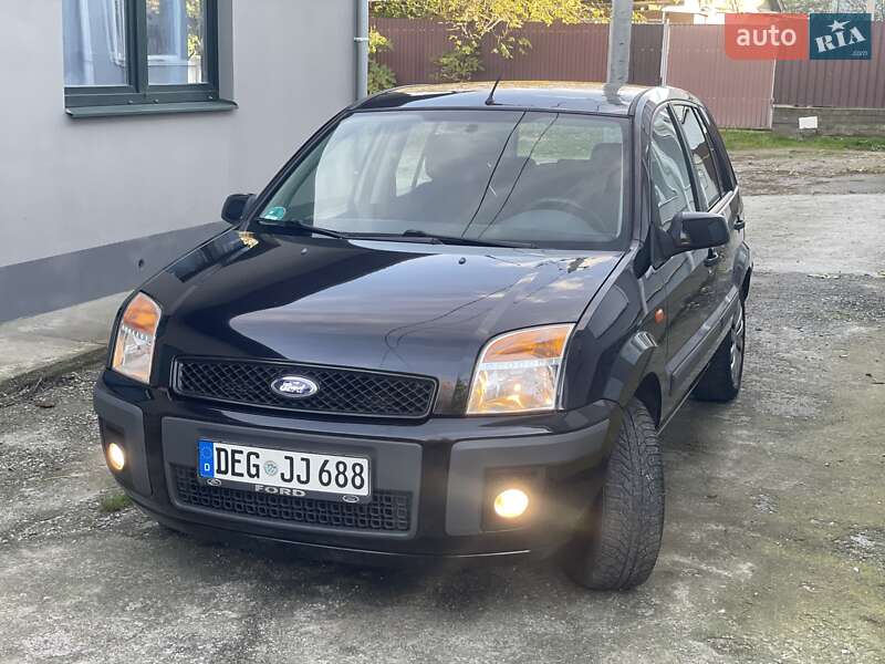 Хэтчбек Ford Fusion 2008 в Виннице