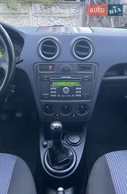 Хетчбек Ford Fusion 2008 в 