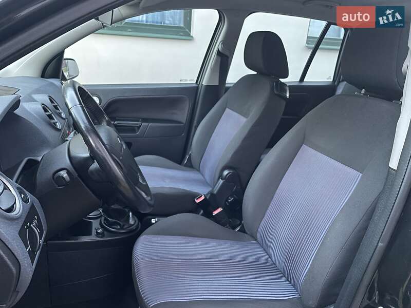 Хэтчбек Ford Fusion 2008 в Виннице