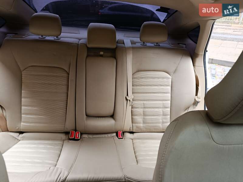Седан Ford Fusion 2015 в Львове