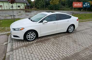 Ford Fusion 2015