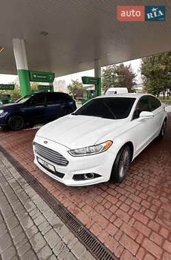 Ford Fusion 2015