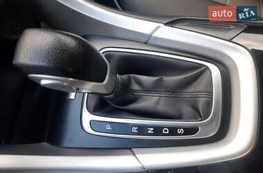 Седан Ford Fusion 2014 в 