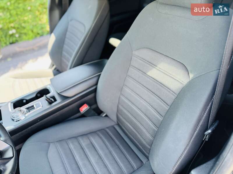 Седан Ford Fusion 2020 в Днепре