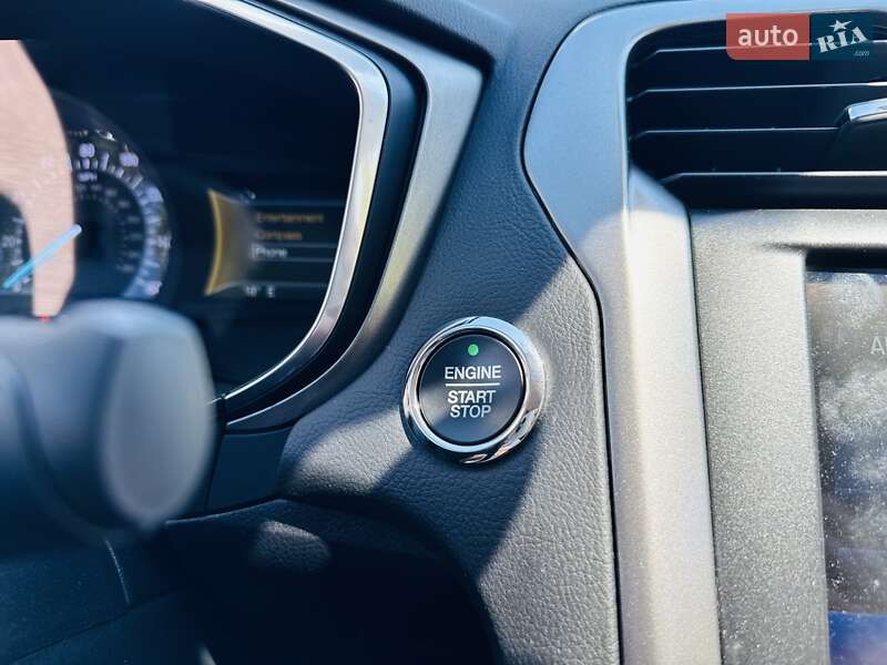 Седан Ford Fusion 2020 в Днепре