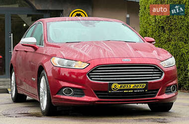 Седан Ford Fusion 2013 в Львове