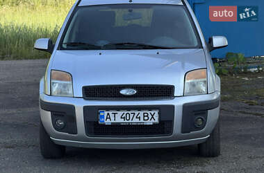 Хэтчбек Ford Fusion 2006 в 