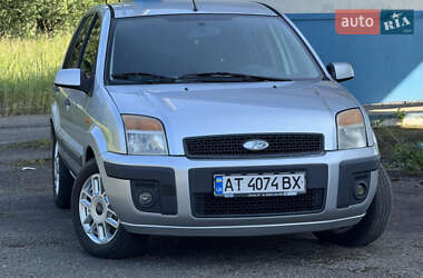 Хэтчбек Ford Fusion 2006 в 