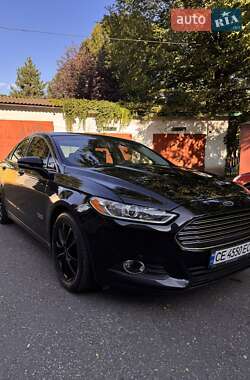 Седан Ford Fusion 2013 в Черновцах