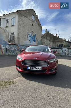 Седан Ford Fusion 2015 в Одесі