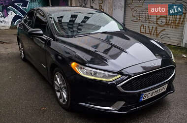Седан Ford Fusion 2016 в 