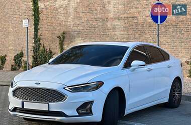 Седан Ford Fusion 2019 в Одессе