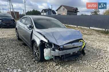 Седан Ford Fusion 2020 в 