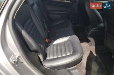 Седан Ford Fusion 2020 в 