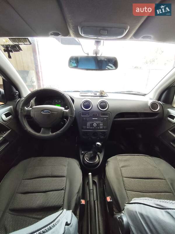 Хэтчбек Ford Fusion 2008 в Белогородке