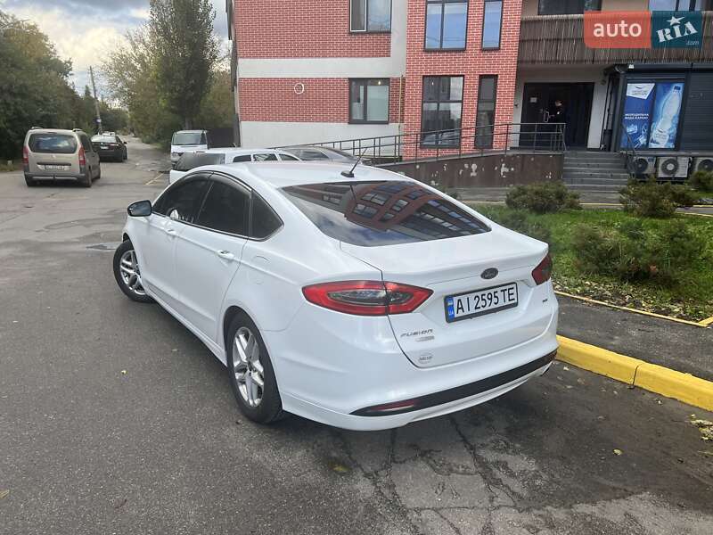 Седан Ford Fusion 2013 в Киеве