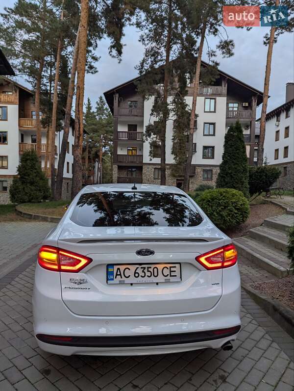 Седан Ford Fusion 2014 в Киеве фото 9 Седан Ford Fusion 2014 в Киеве