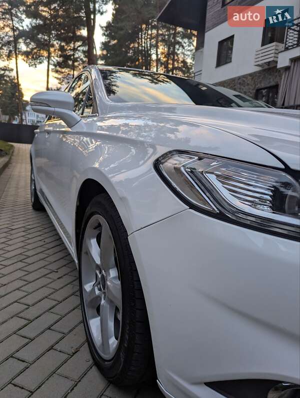 Седан Ford Fusion 2014 в Киеве фото 30 Седан Ford Fusion 2014 в Киеве